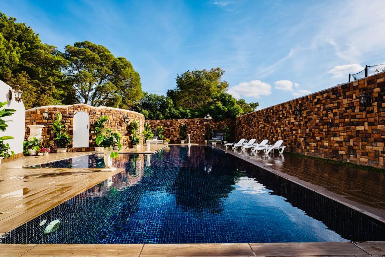 Ocean Suites Sant Antoni de Portmany Екстериор снимка
